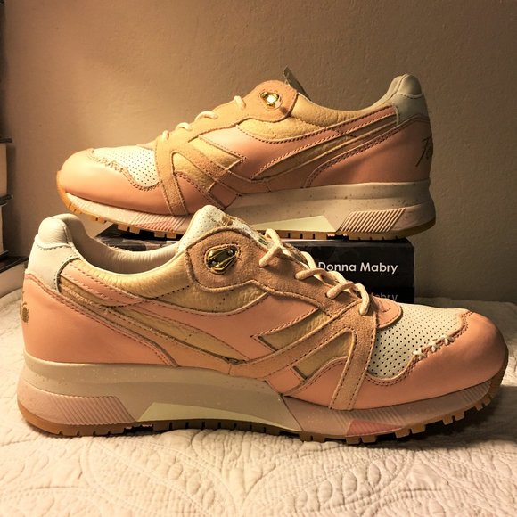DIADORA x Feature N9000 Unisex Runners    NWT! - Picture 8 of 16